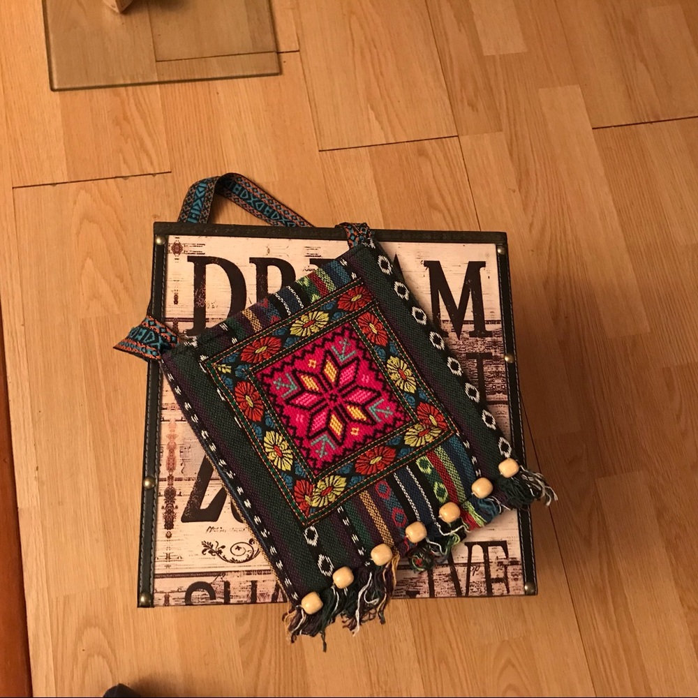 Purse - Picture 3 of 3